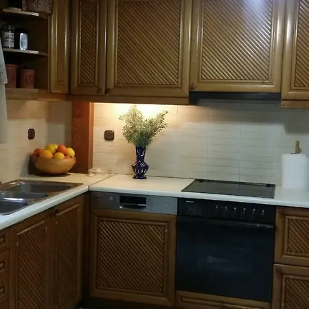 Periklis House بيت للعطل